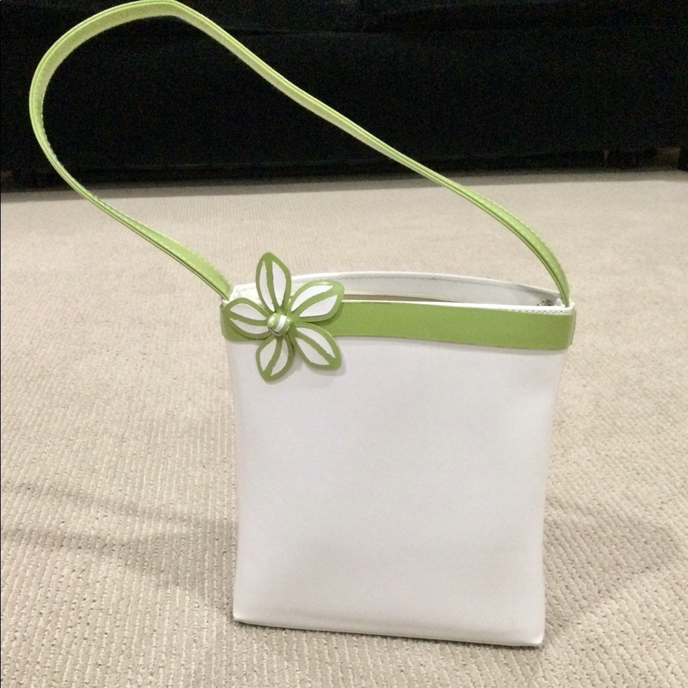 Cute structured CollecTion shoulder purse